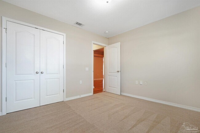 Building Photo - 8932 Abbington Dr