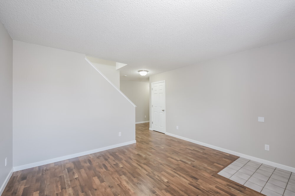 Building Photo - 6644 E 123rd Dr