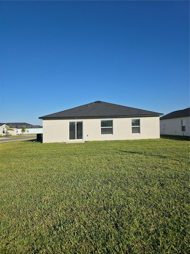 Building Photo - 17200 Cantu Ct