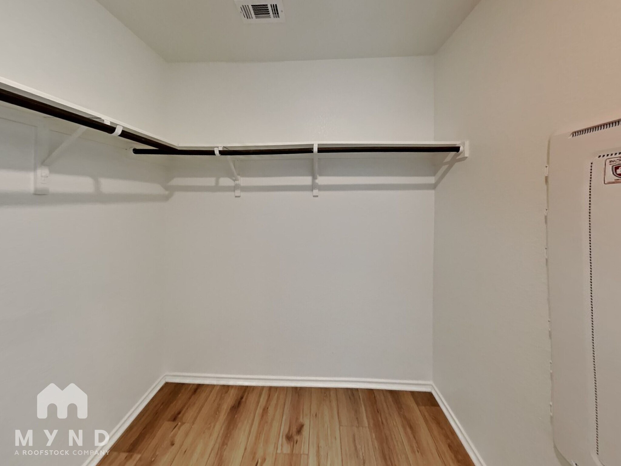 Building Photo - 441 Sebring Cir