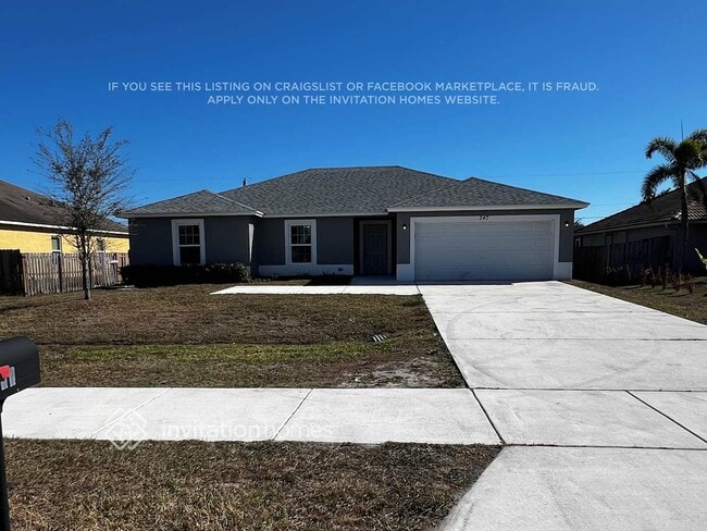 Building Photo - 347 NW Bayshore Blvd