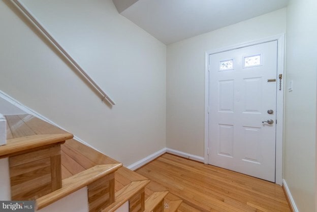 Building Photo - 319 Rock Spring Dr SW