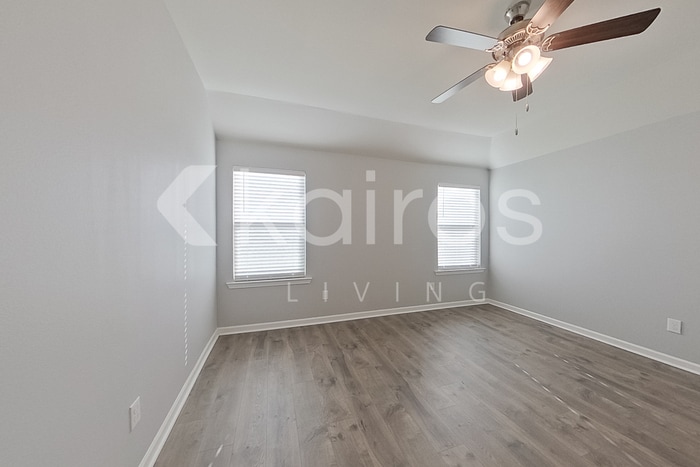 Building Photo - 123 Yardley Ct