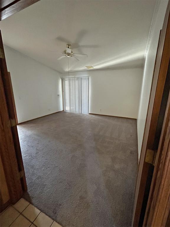 Building Photo - 15370 Tacony Rd