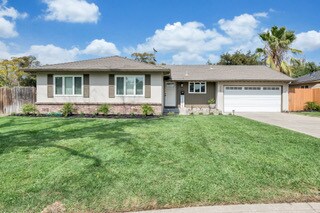 Primary Photo - 227 Nottingham Dr