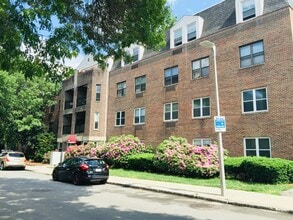 Building Photo - Fully Renovated 3-Bedroom Unit in Prime Ashmont Location w/ Parking