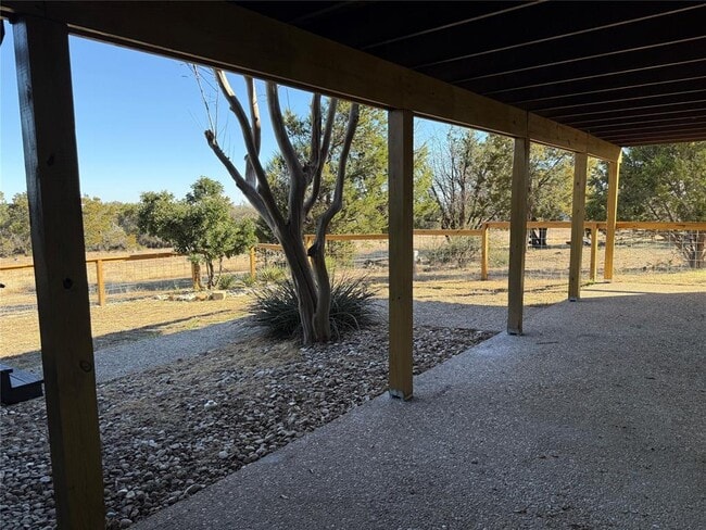 Building Photo - 3205 MacArthur Ave