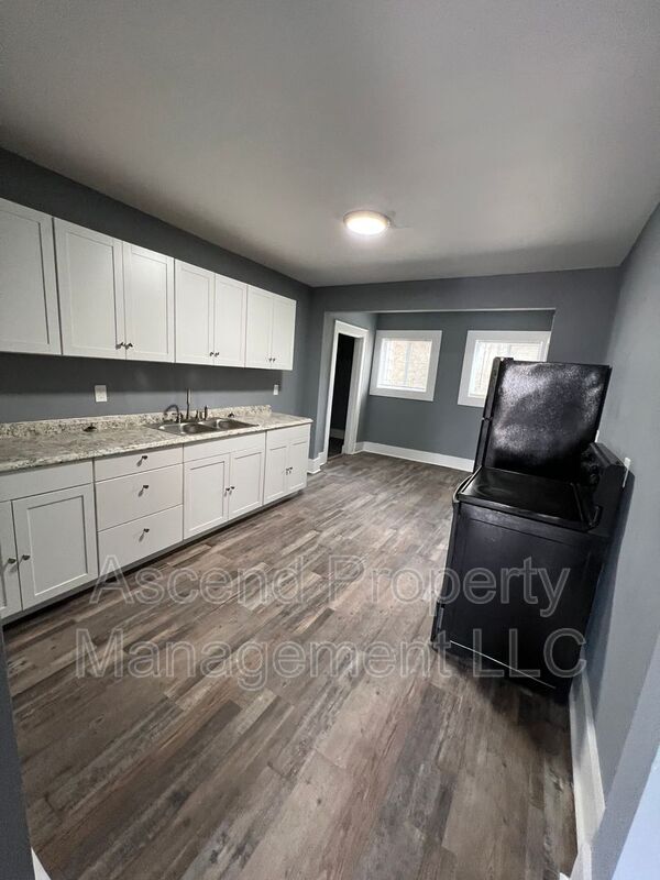 Building Photo - 1228 Wheeler Ave
