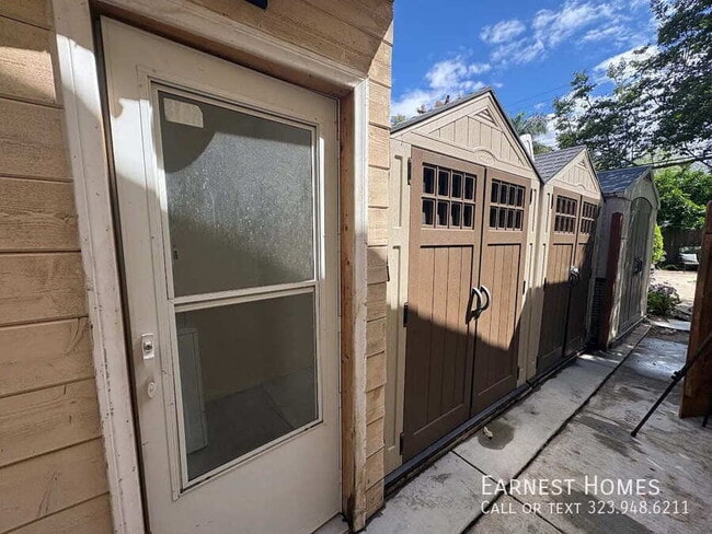 Building Photo - 19020 Sylvan St