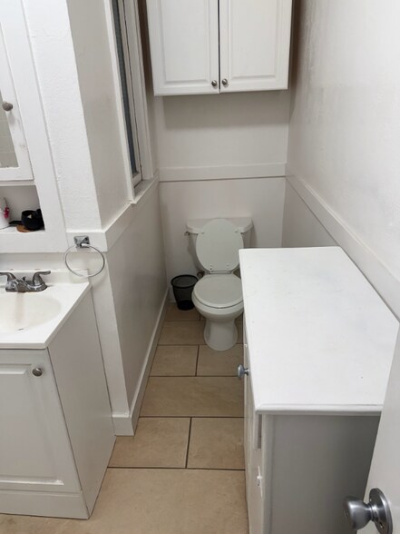 Building Photo - 1810 Euclid Ave