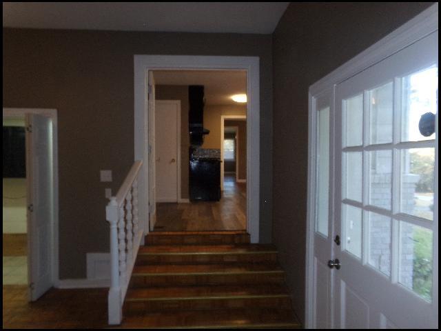 Building Photo - 17 S Avalon Dr