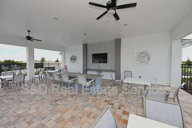 Building Photo - 5507 Freesia Dr