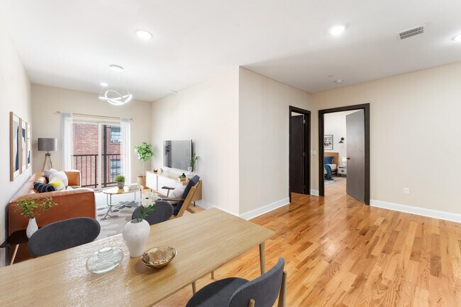 Building Photo - 65-67 Storms Ave