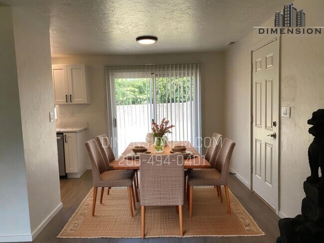 Building Photo - Modern 3-Bed, 1-Bath Home in Federal Way