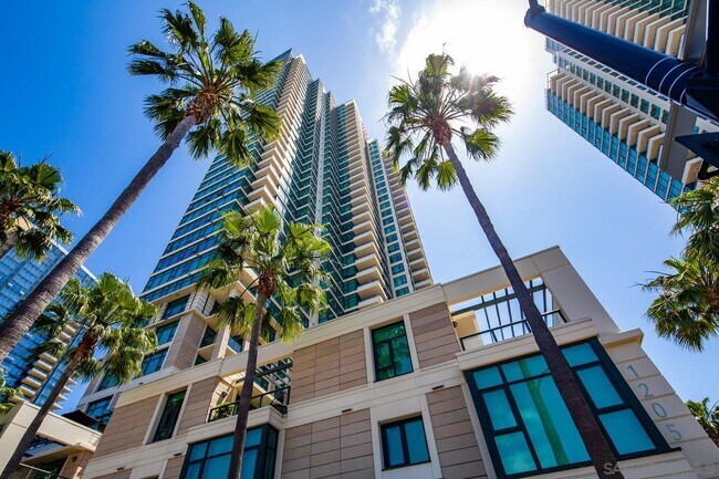 Building Photo - 1205 Pacific Hwy