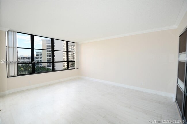 Building Photo - 600 Three Islands Boulevard