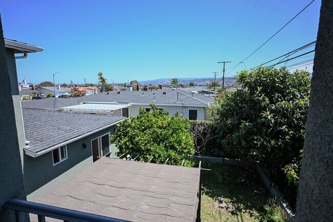 Building Photo - 22411 Anza Ave