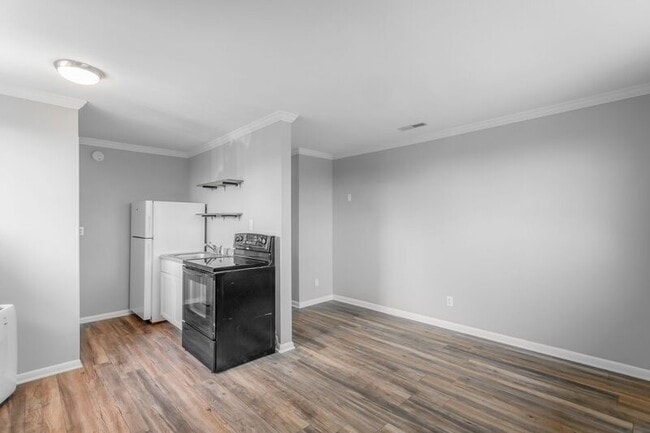 Building Photo - 719 Mcgowan Rd