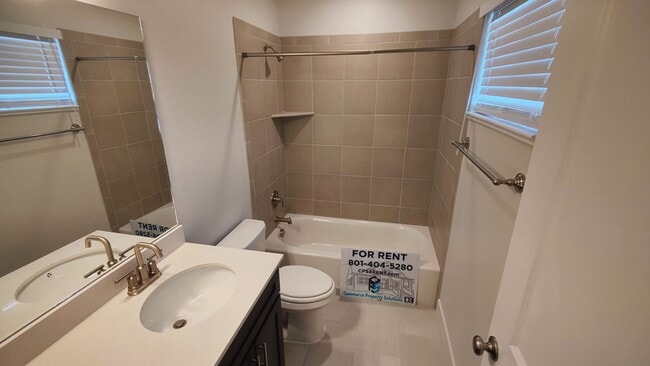 Building Photo - Brand New 3 Bed/2.5 Bath Townhome in West ...