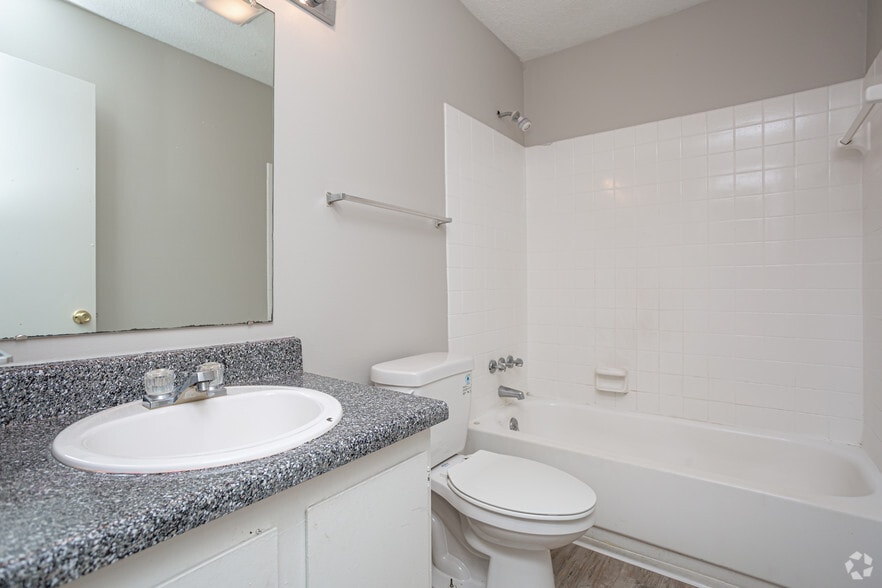 Interior Photo - Kingston Point (Patriot Point of Baton Rouge)