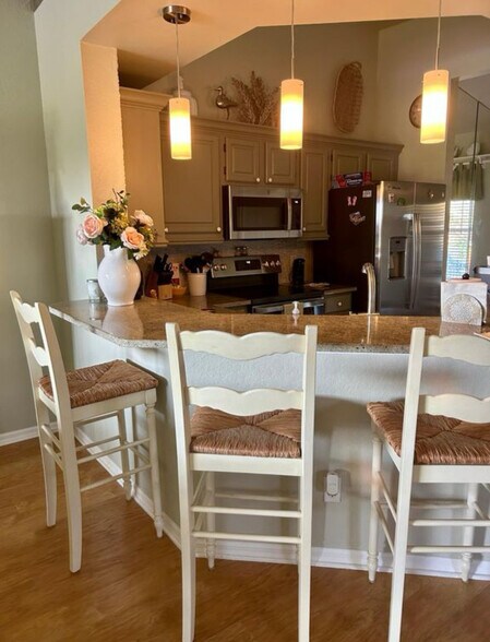 Building Photo - 9855 Costa Mesa Ln