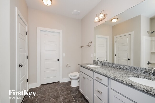 Building Photo - 225 Union Station Dr