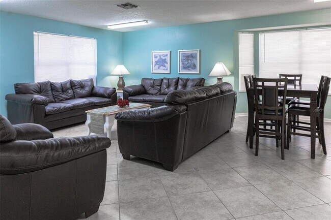 Building Photo - 8703 Knightsbridge Ct