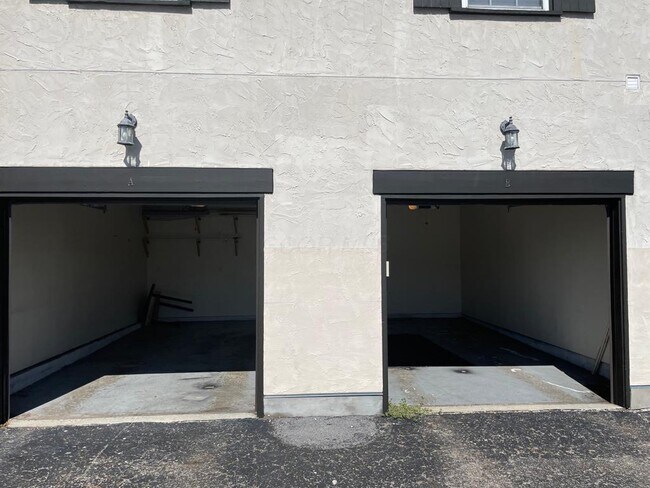 Building Photo - 6223 Craughwell Ln