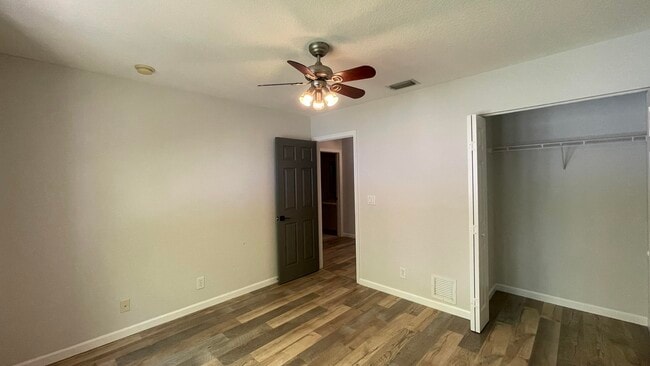 Building Photo - 6722 Duval Ave