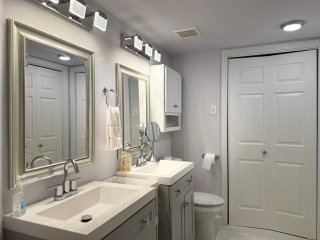 Building Photo - 2835 Keller Springs Rd