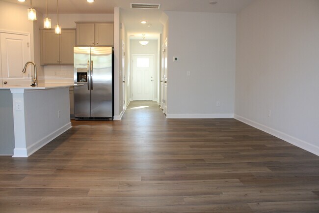 Building Photo - 3851 Well Fleet Dr