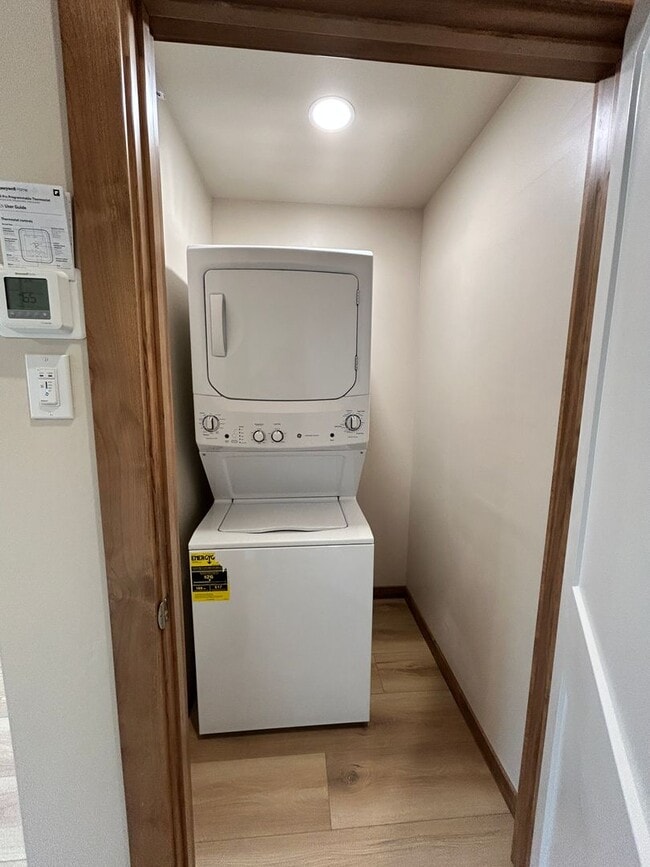 Building Photo - Brand New, Energy Efficient, 2 Bed, 1 Bath Home in Hamilton