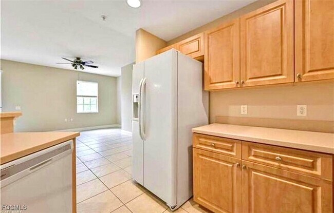 Building Photo - 3952 Pomodoro Cir