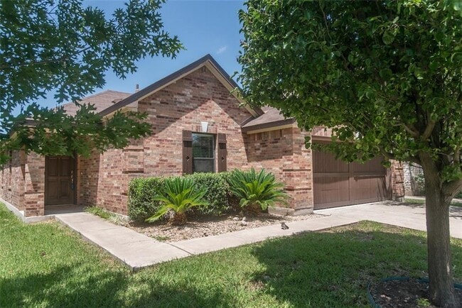Primary Photo - 505 Paseo Grand Dr