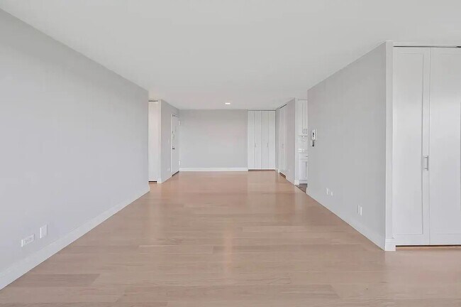 Building Photo - Beautiful 1Bedroom For Rent
