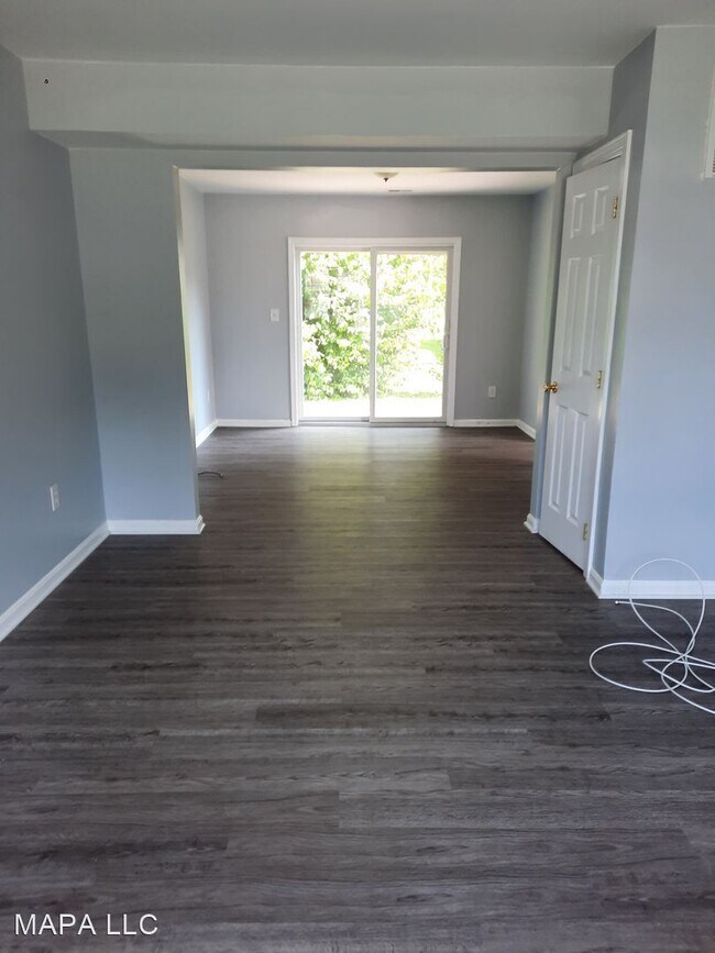 Building Photo - 3 br, 2.5 bath House - 420 Dorsey