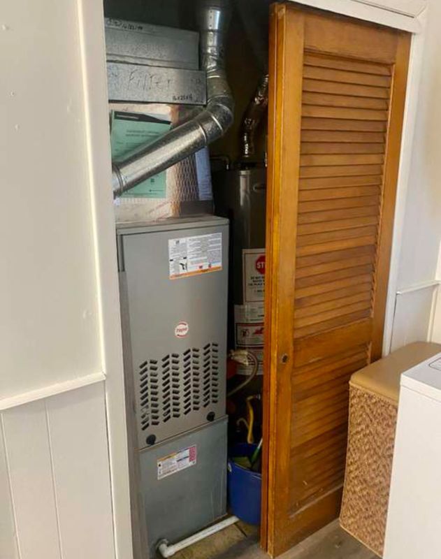 Building Photo - 1038 S Worth Ave