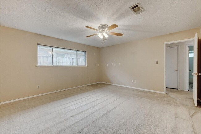 Building Photo - 29311 Loddington St