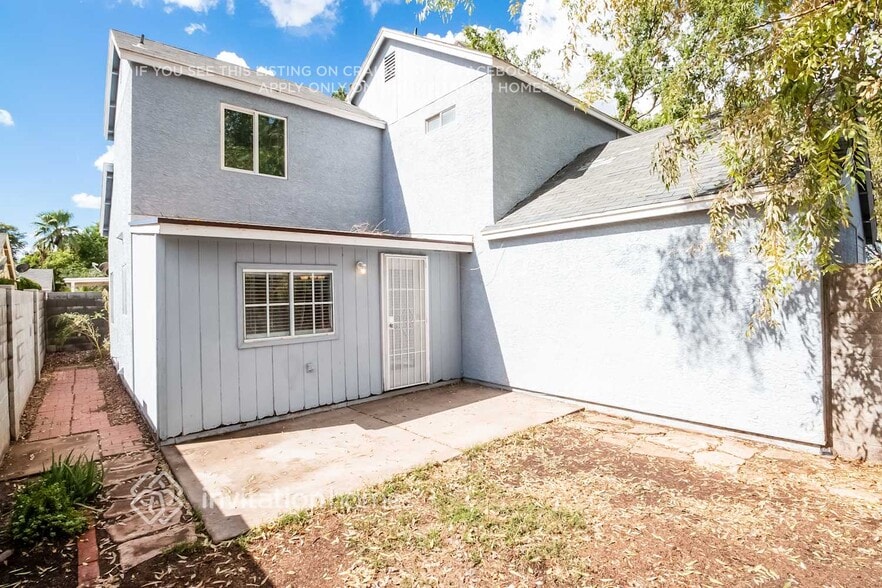 Building Photo - 441 S Maple