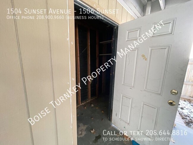 Building Photo - 1504 Sunset Ave