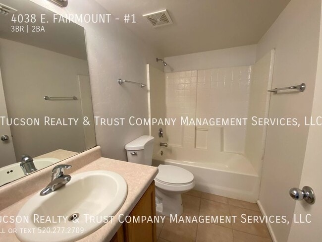 Building Photo - 4038 E. FAIRMOUNT-#1