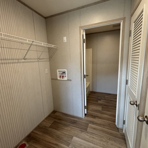 Building Photo - 928 Sharpe Rd