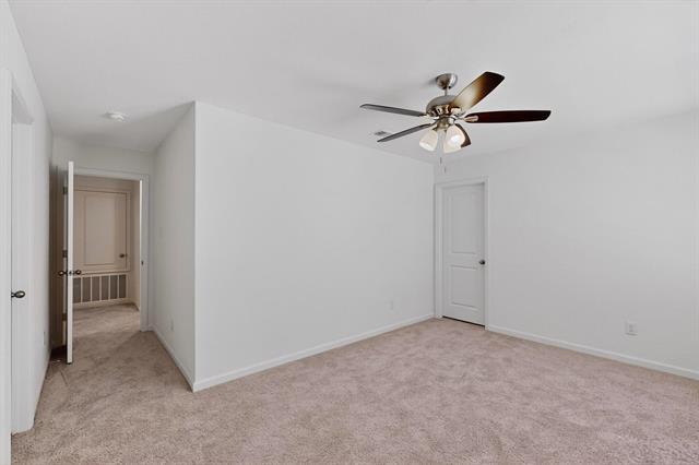 Building Photo - 225 Savannah Wy