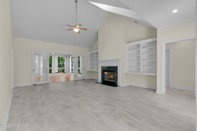 Building Photo - 1216 Barkentine Dr