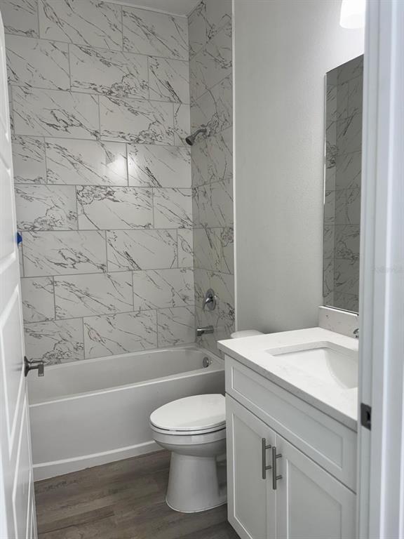 Building Photo - 9187-9189 N Travis Dr