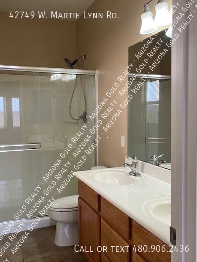 Building Photo - 42749 W Martie Lynn Rd
