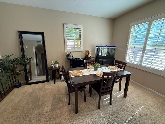 Building Photo - 2513 Escala Cir