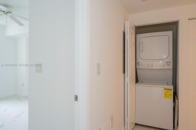 Building Photo - 510 NW 84th Ave
