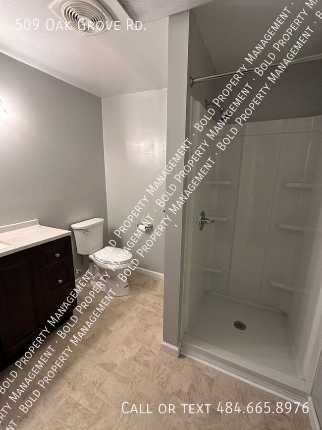 Building Photo - 509 Oak Grove Rd