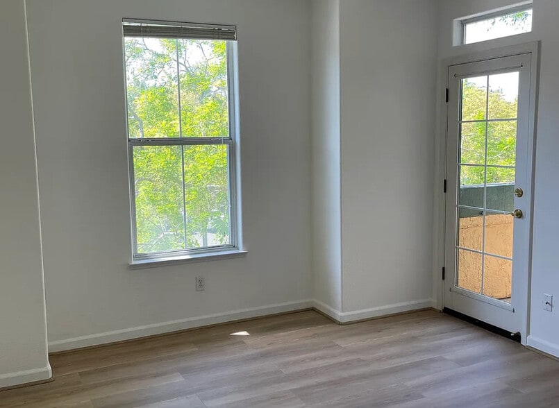 Building Photo - 375 Hope St